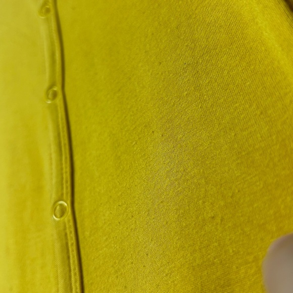 Kyte Retired Mustard Snap footie. From 2018. Size 12-18m - Picture 2 of 10